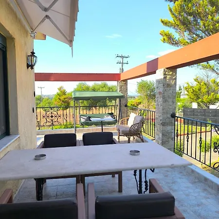 فيلة Leontsini Country Villa إبانومي
