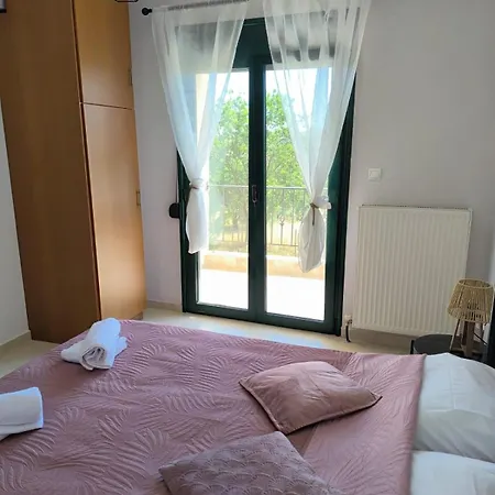Leontsini Country Villa