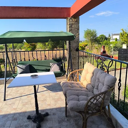 Leontsini Country Villa فيلة إبانومي
