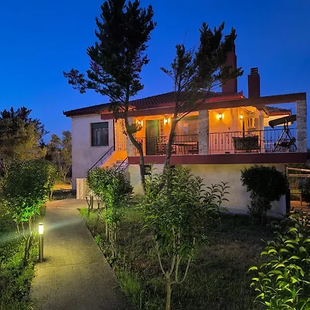 Leontsini Country Villa * إبانومي